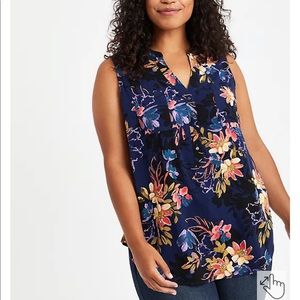 Torrid HARPER - NAVY FLORAL TEXTURED STRETCH RAYON PULLOVER TANK